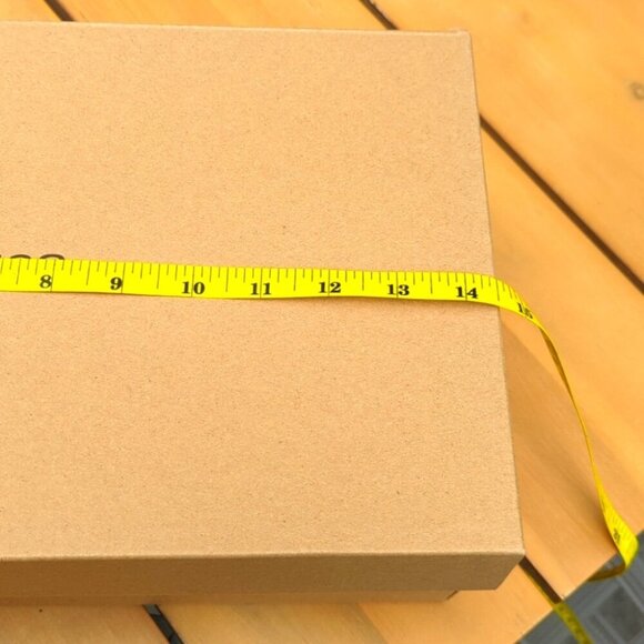 Vince. Tan Shoe Box Organizer New - Picture 3 of 5